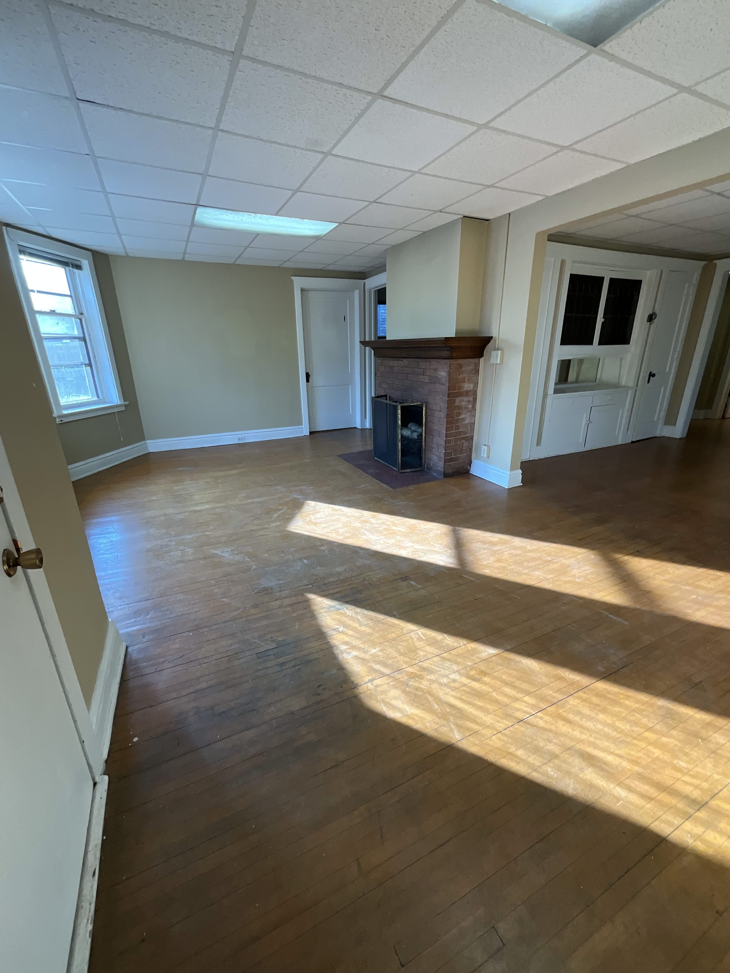 120 N 8th Ave E – photo 5