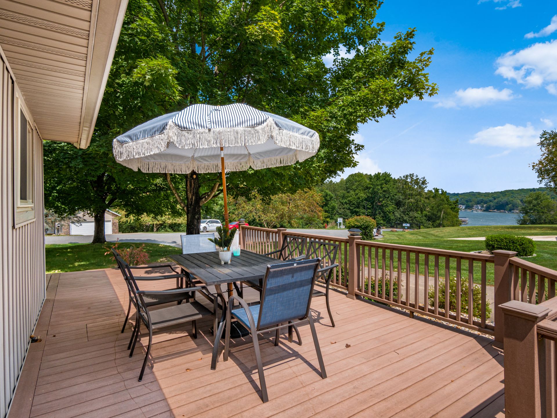305 Ridgeway Dr – photo 5