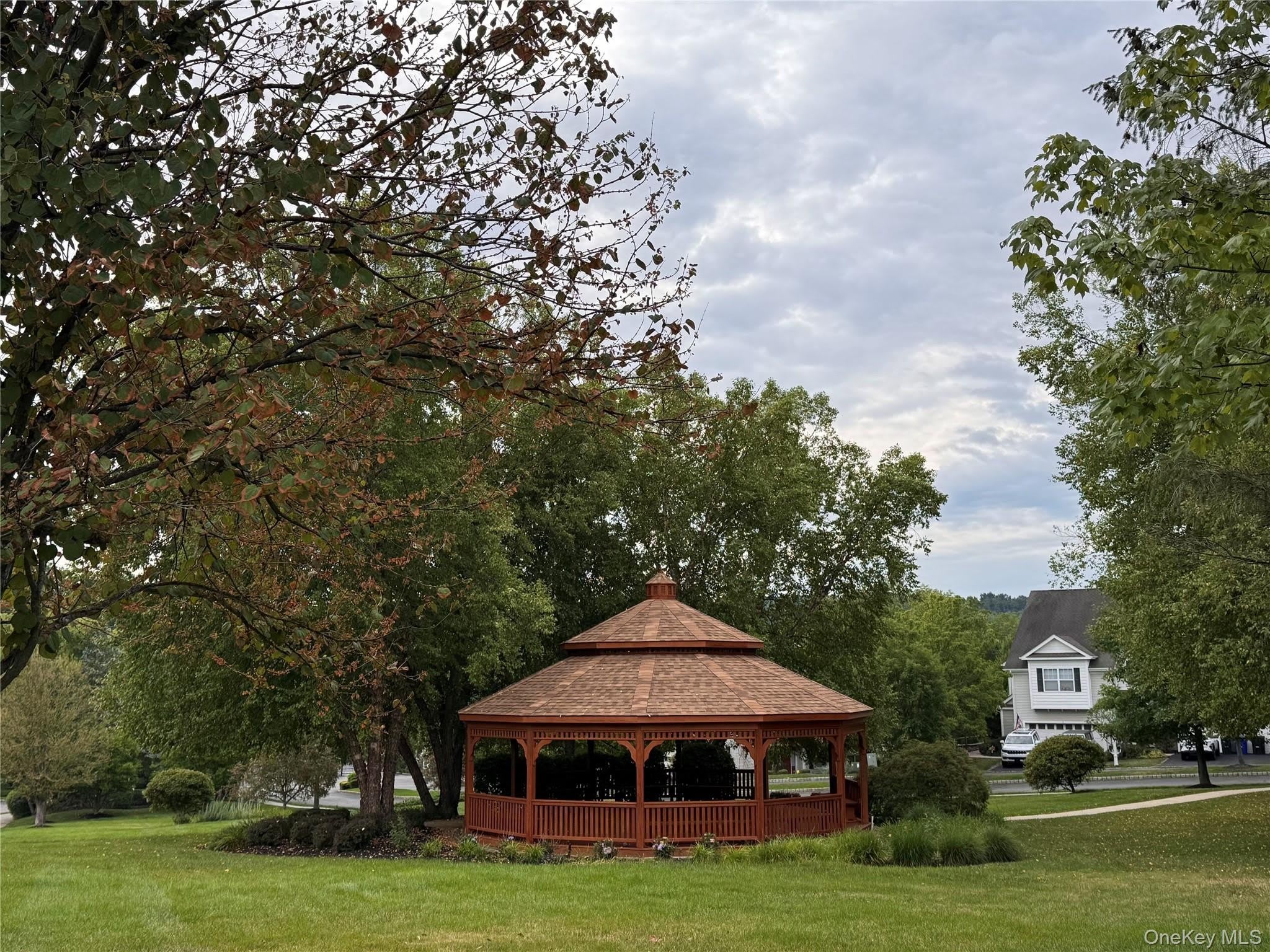 54 Fairways Drive – photo 4