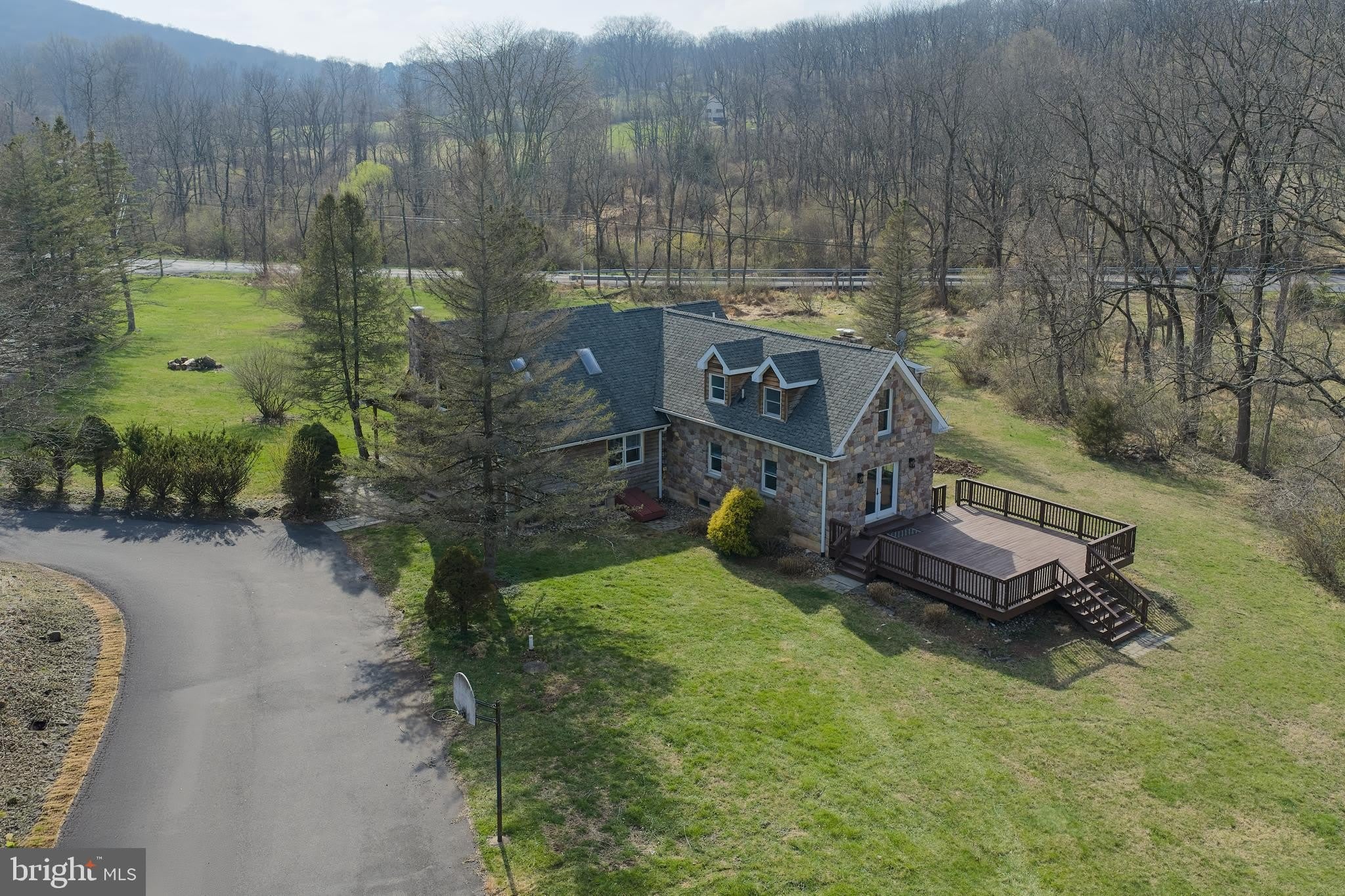 4325 LEHNENBERG Road – photo 1