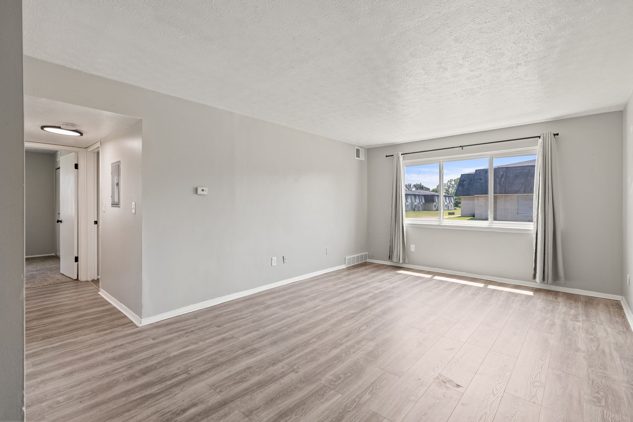 11208 Brydan St- Unit 11 – photo 5