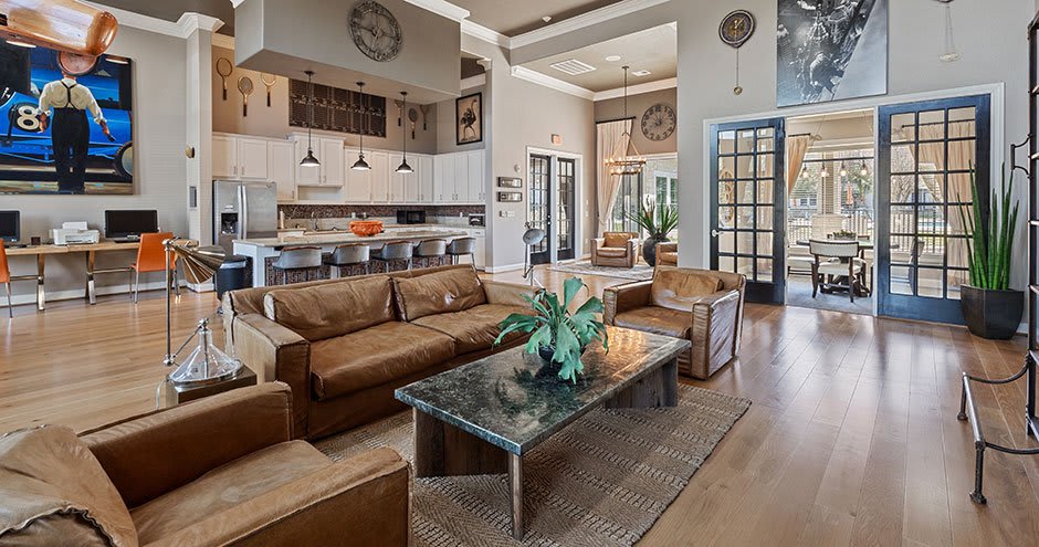 Parkway Grande Apartment Homes – photo 4