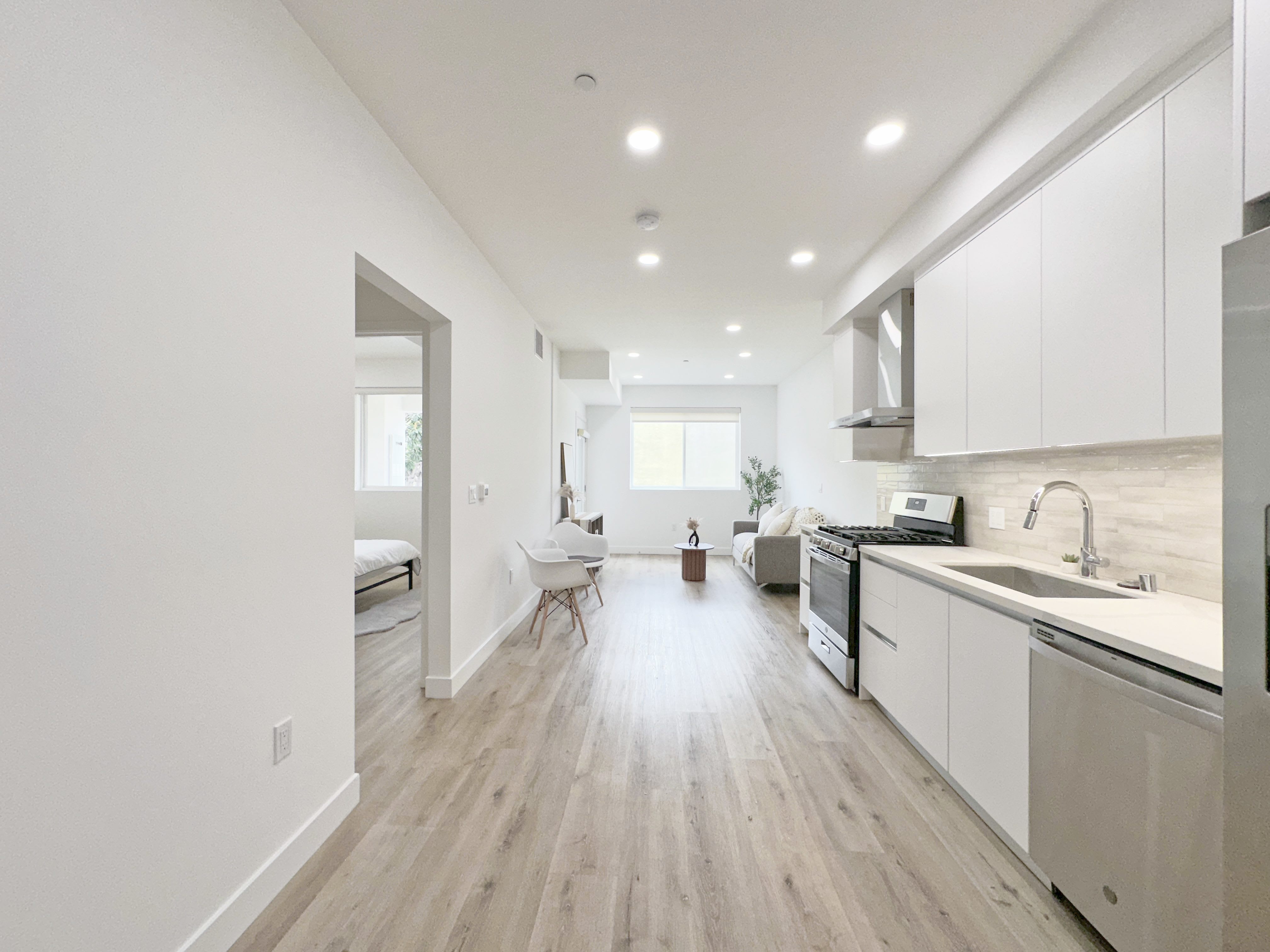 Motor Apartments – photo 4