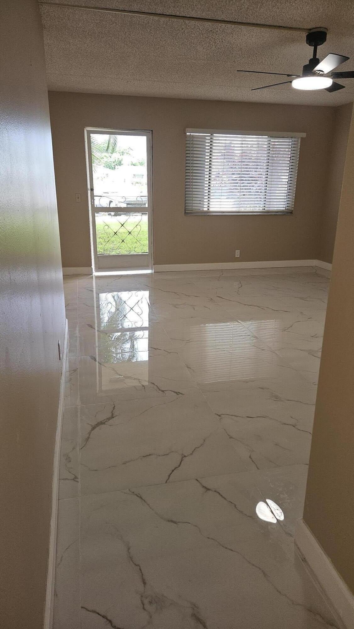 300 VILLAGE GREEN Circle S – photo 2
