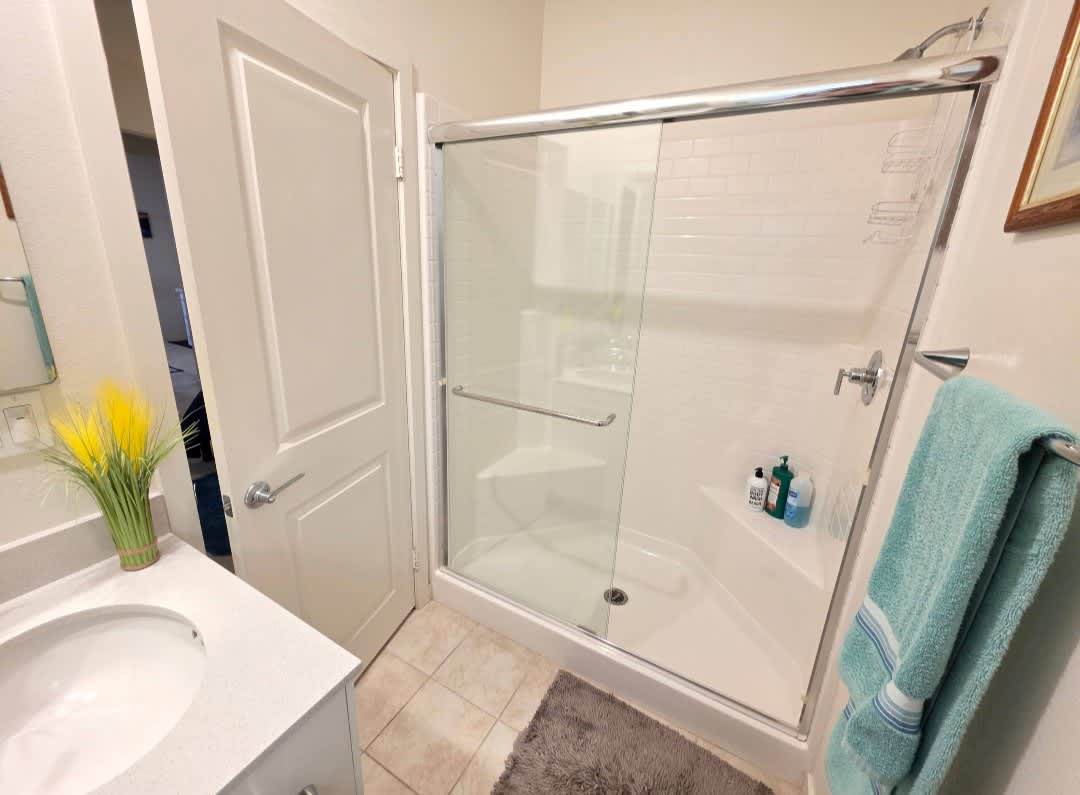 2610 E Embry Ln Unit B – photo 3