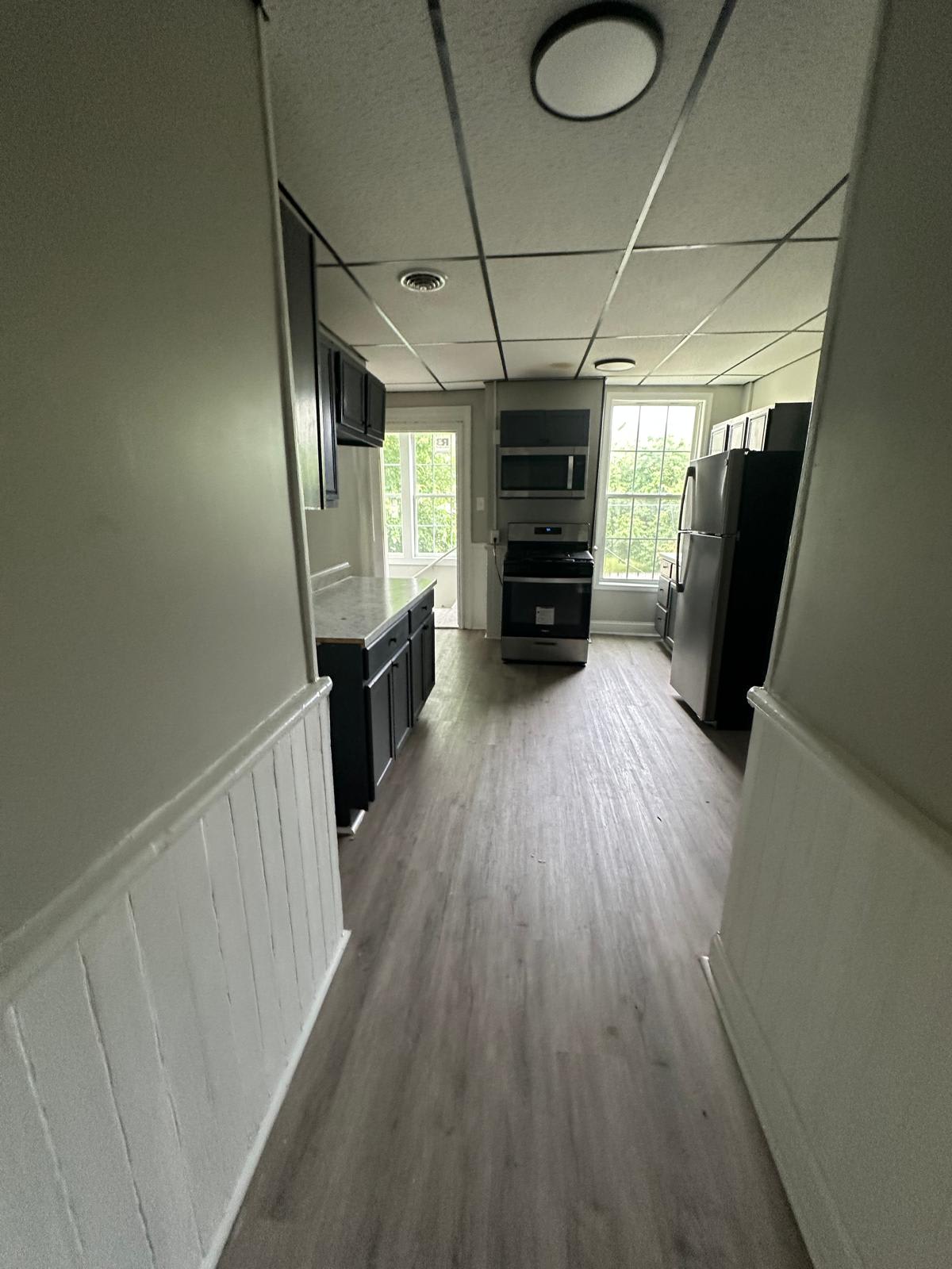 684 2nd Ave – photo 4