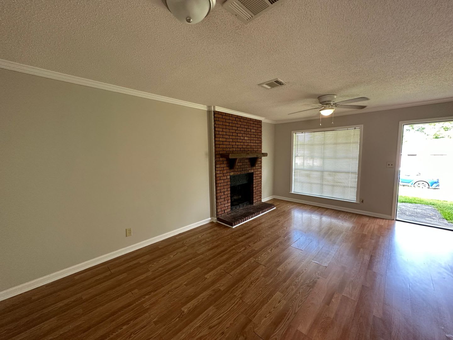 3 Bedroom 1 bath – photo 4