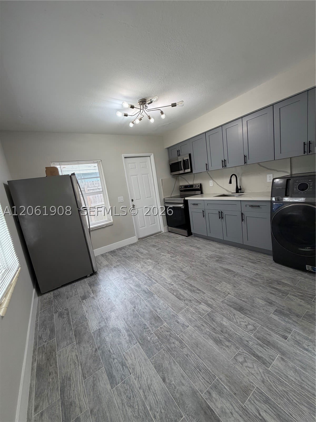 1140 NE 1st Ave – photo 4
