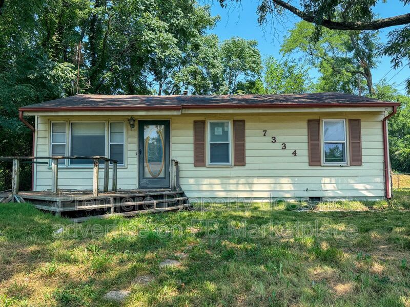 7334 NE 51st St – photo 1