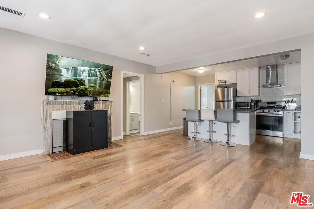 8222 Vanscoy Ave – photo 2