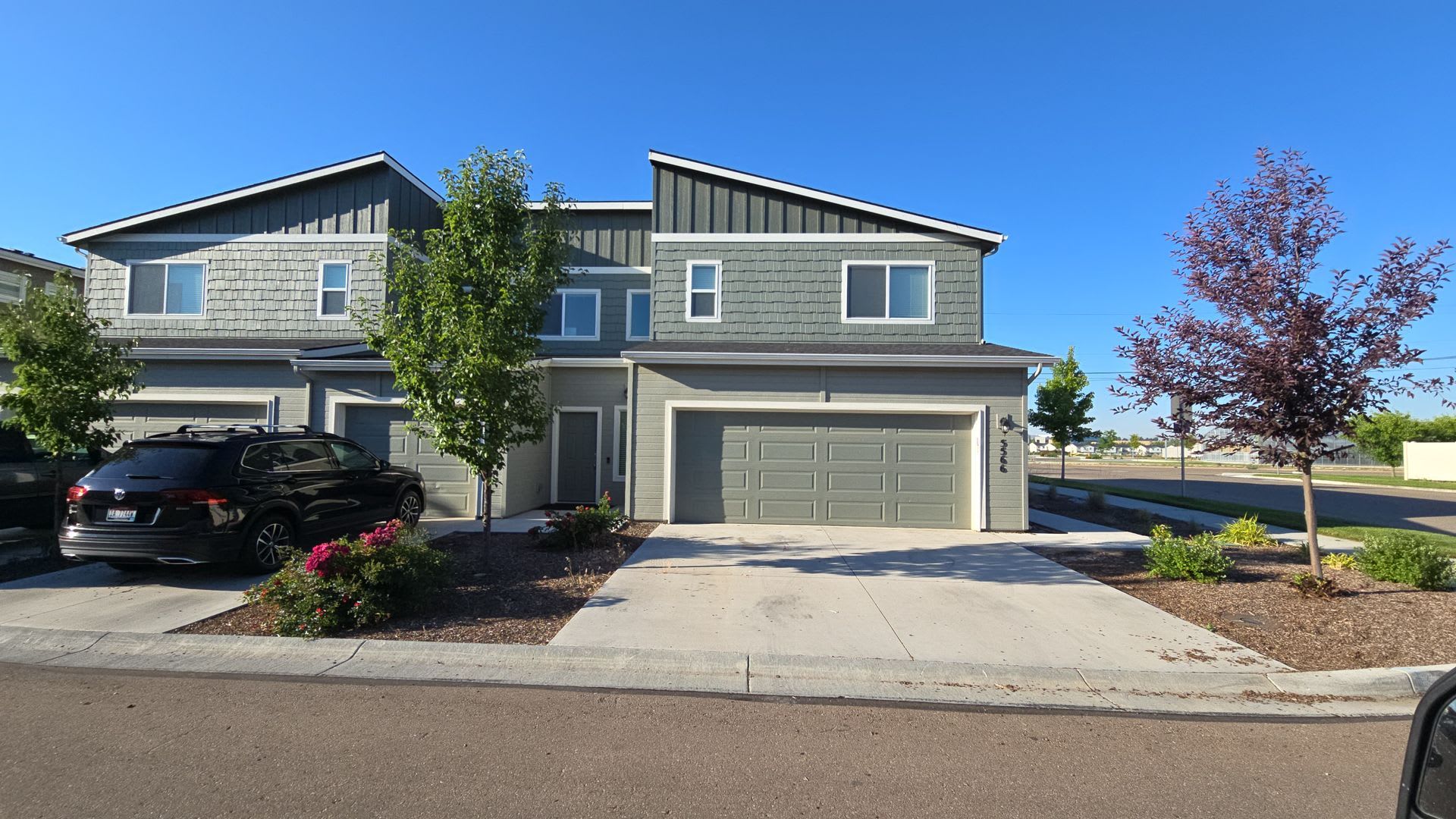 5566 Cherry Lane – photo 1