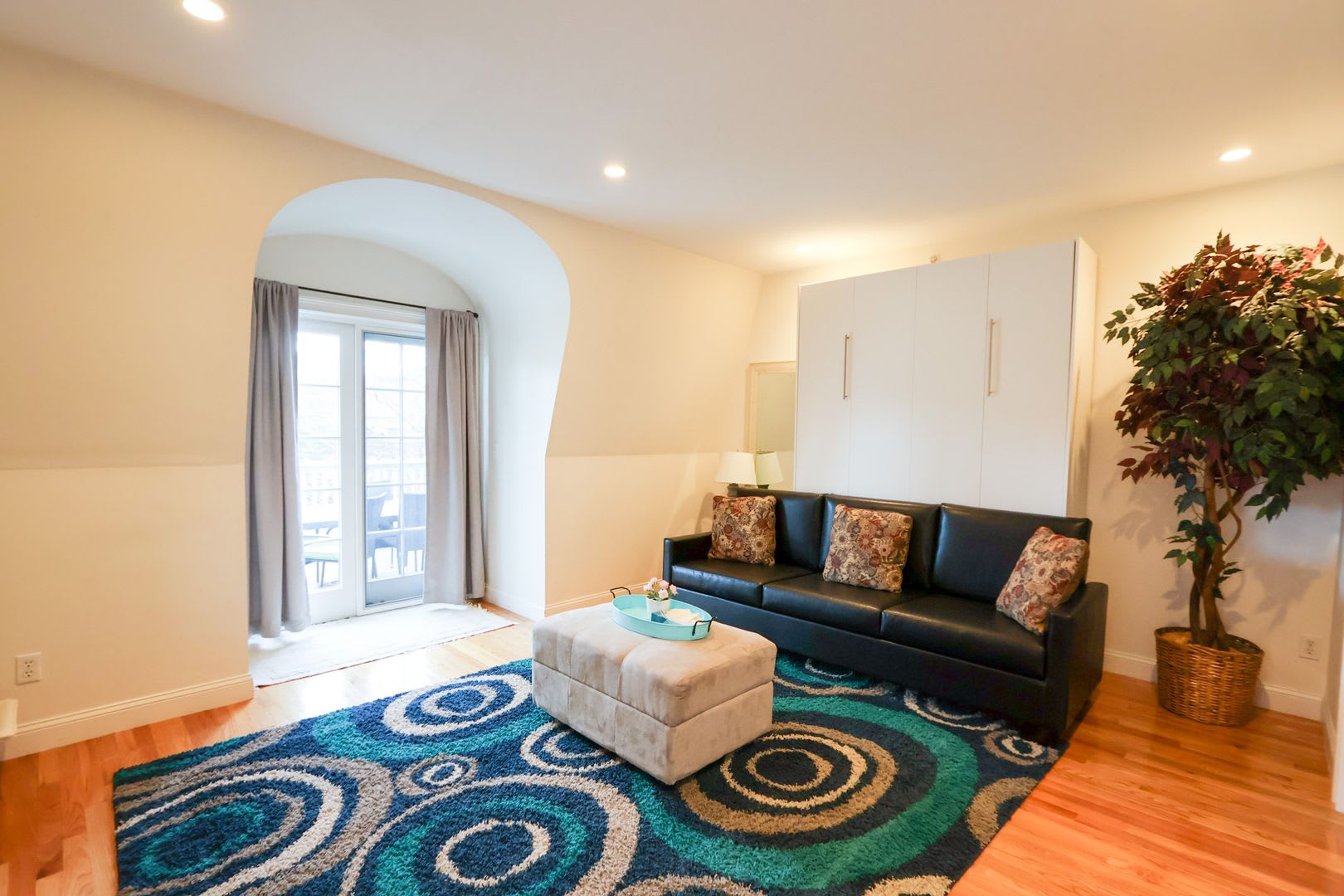 Charming 3 Bedroom – photo 2