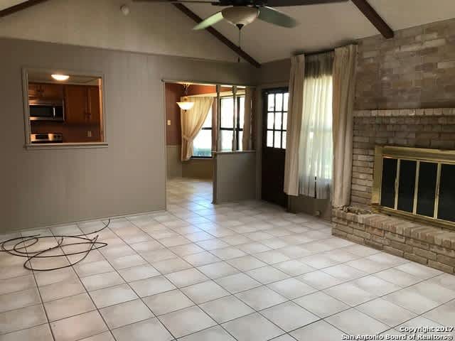 13851 Susancrest, San Antonio, TX 78232 – photo 3