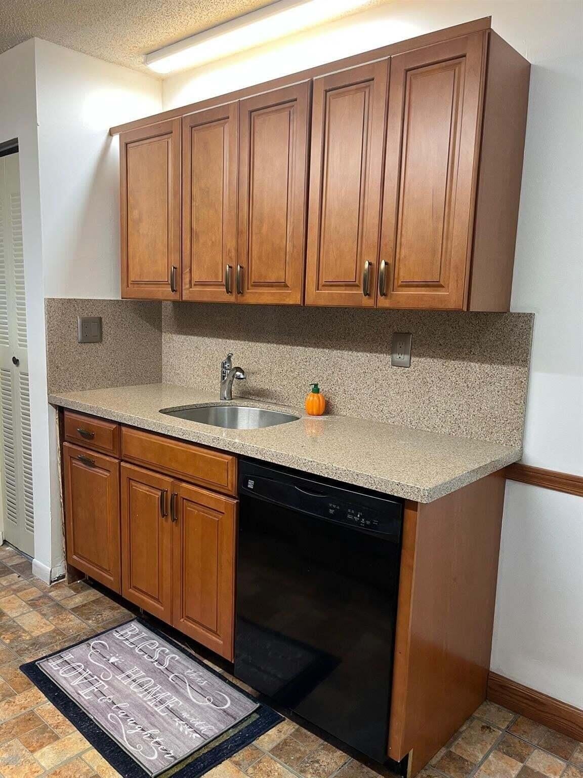 1361 Nw 94Th Way – photo 3