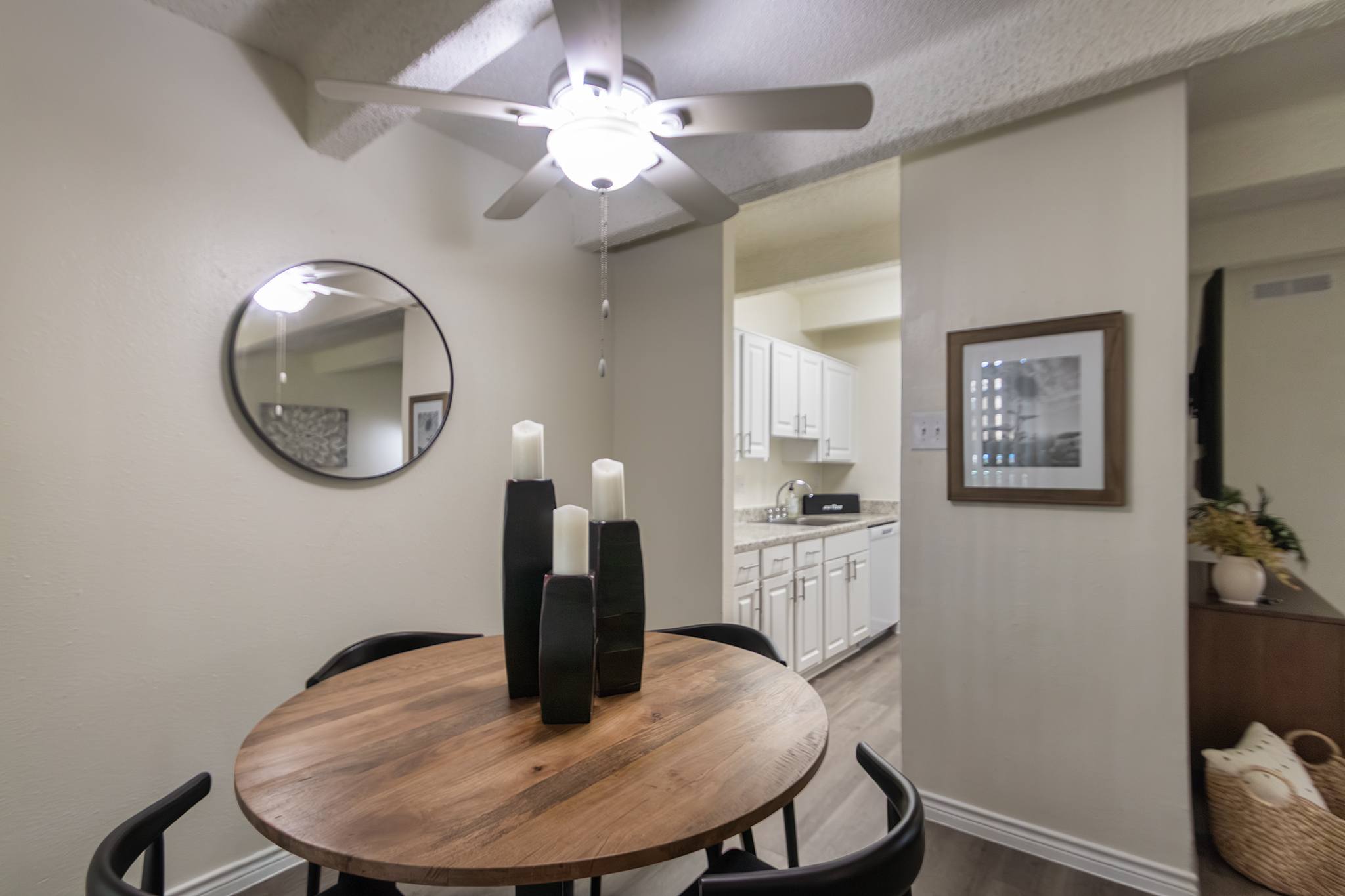Harvard Square Apartments – photo 5