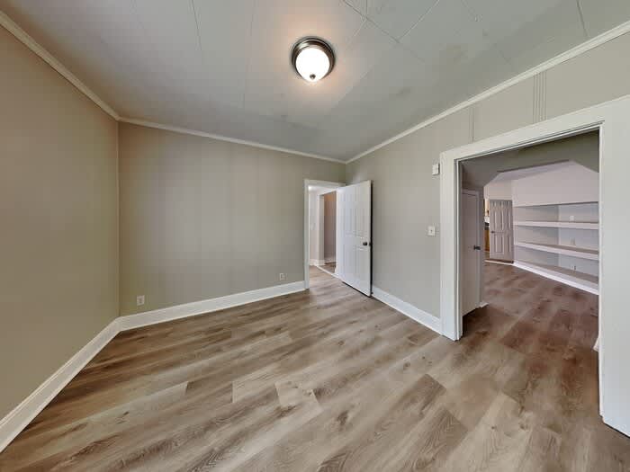 1910 West Chelton Avenue – photo 2