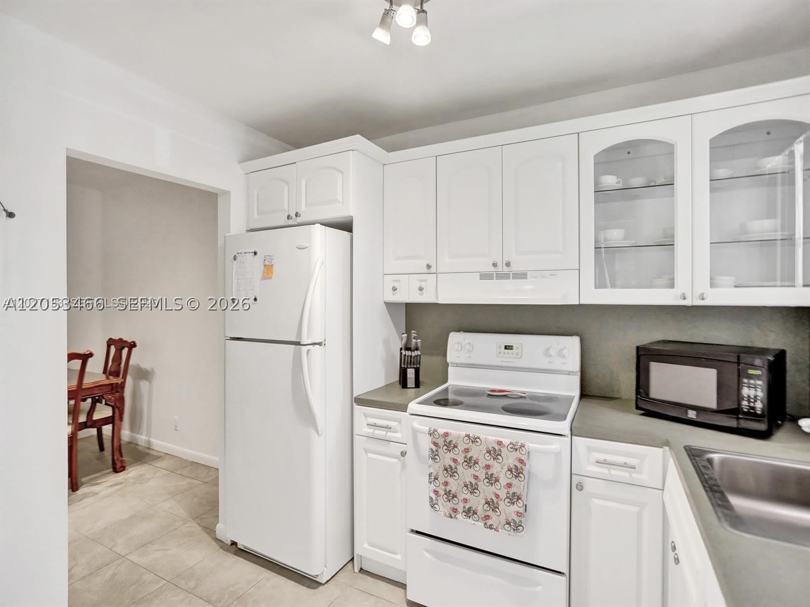 2040 NW 81st Ave – photo 2