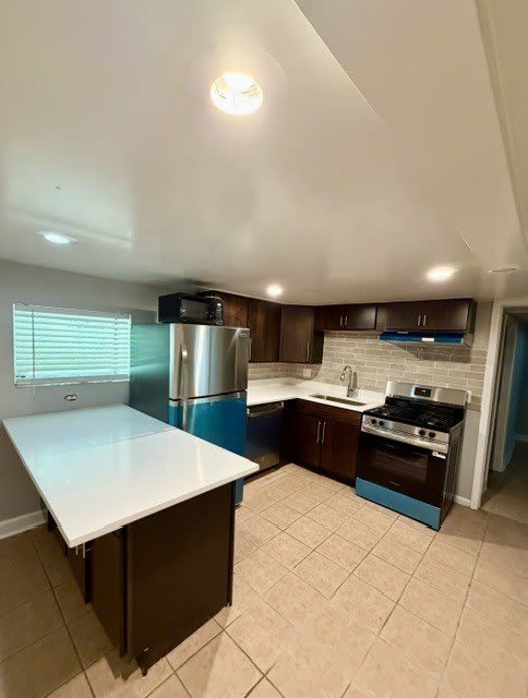 6030 N Claremont Avenue – photo 3