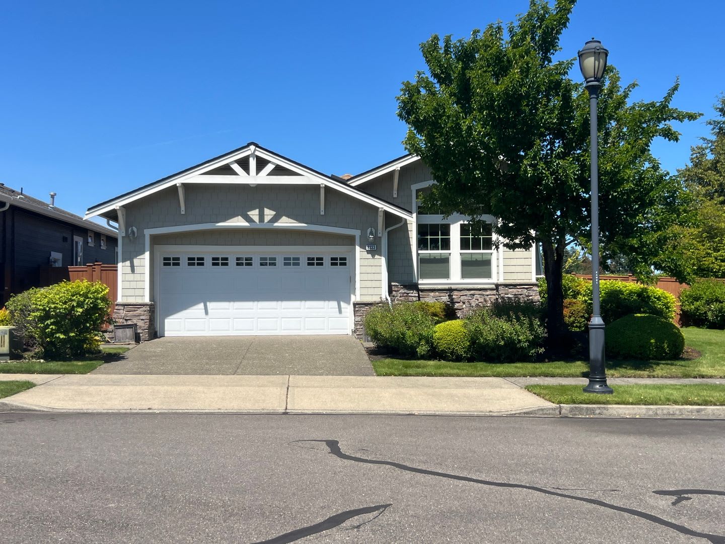Lovely Rambler In The Coveted Jubilee 55 Community Nestled In Camano Neighborhood – photo 1