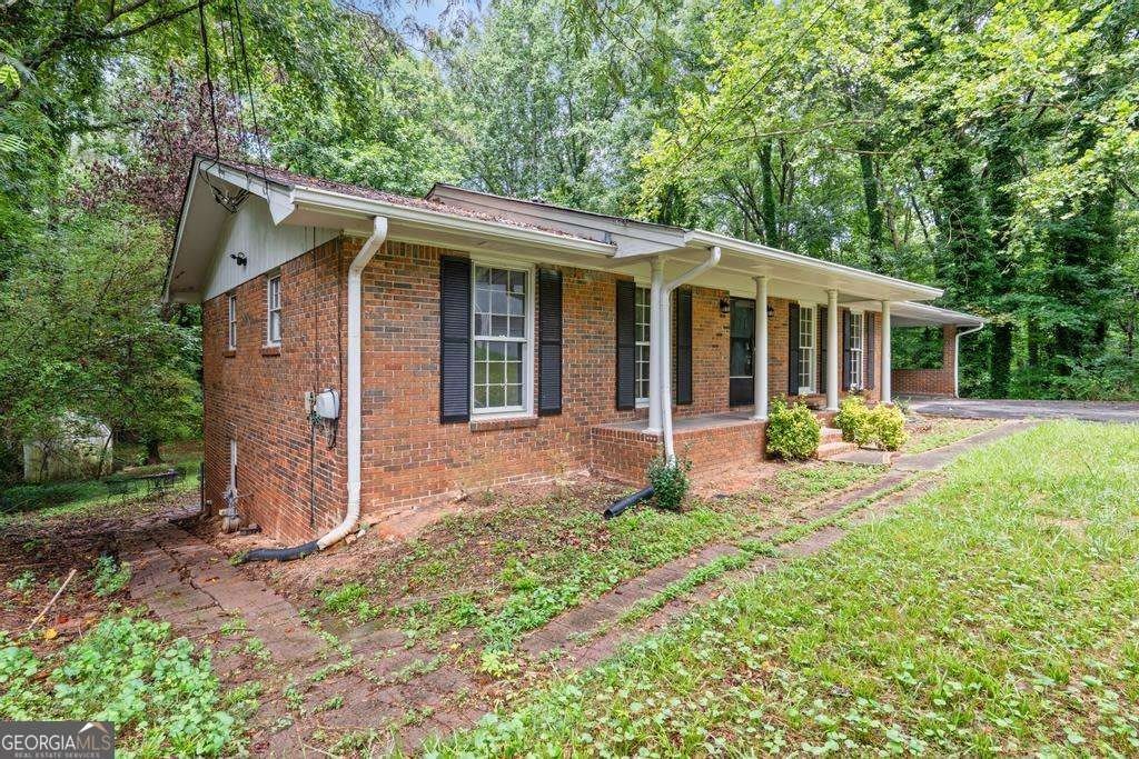 246 Barbara Lane SW – photo 3