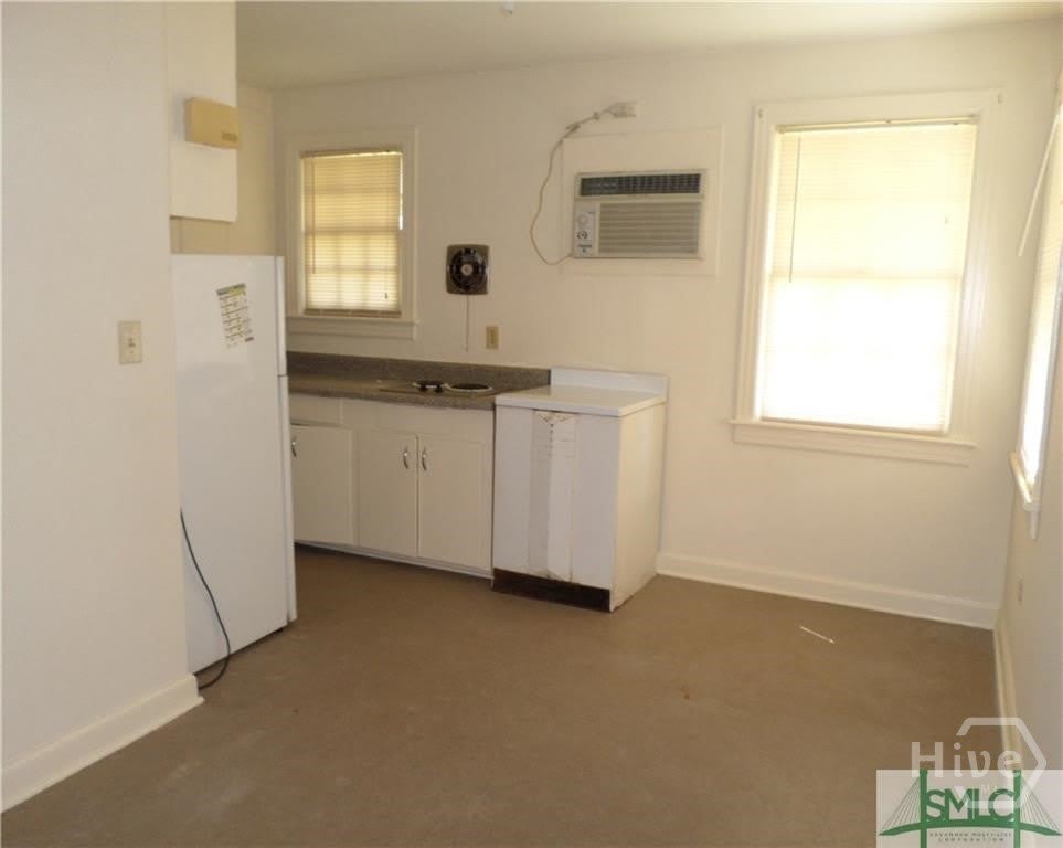 2302 E 40th Street – photo 2