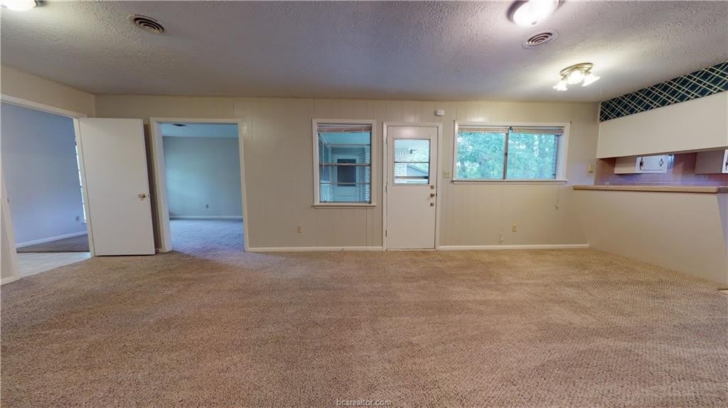 1217 Westover Street – photo 2