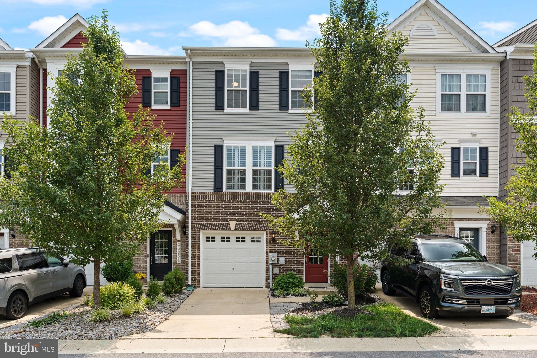 23048 MOUNTAIN LAUREL Lane – photo 1