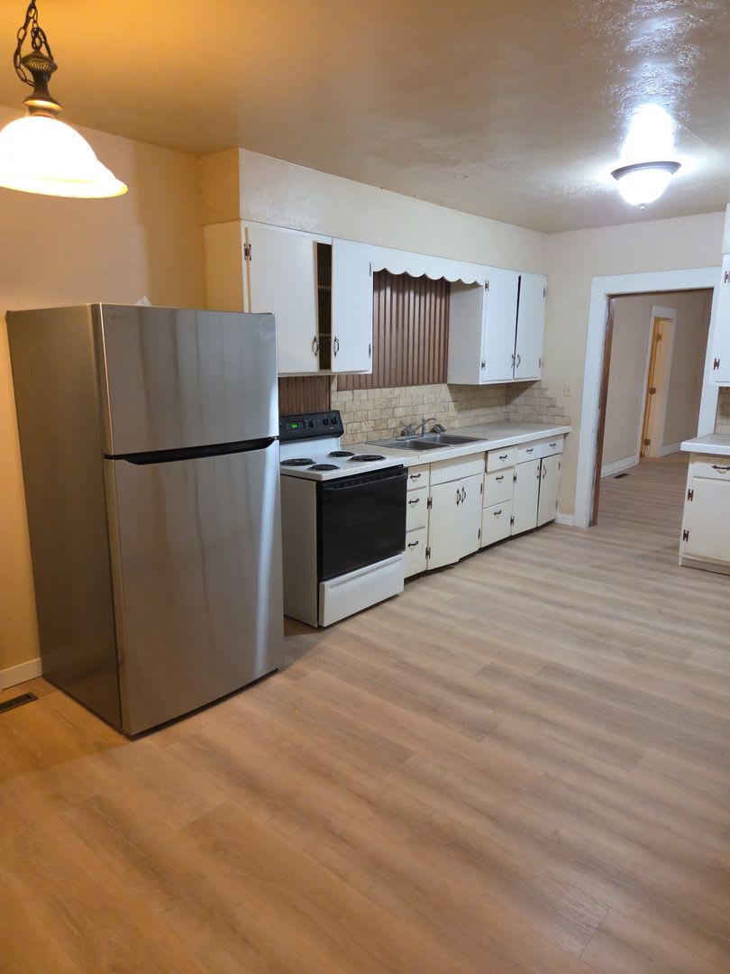 Large 3 bedroom – photo 1