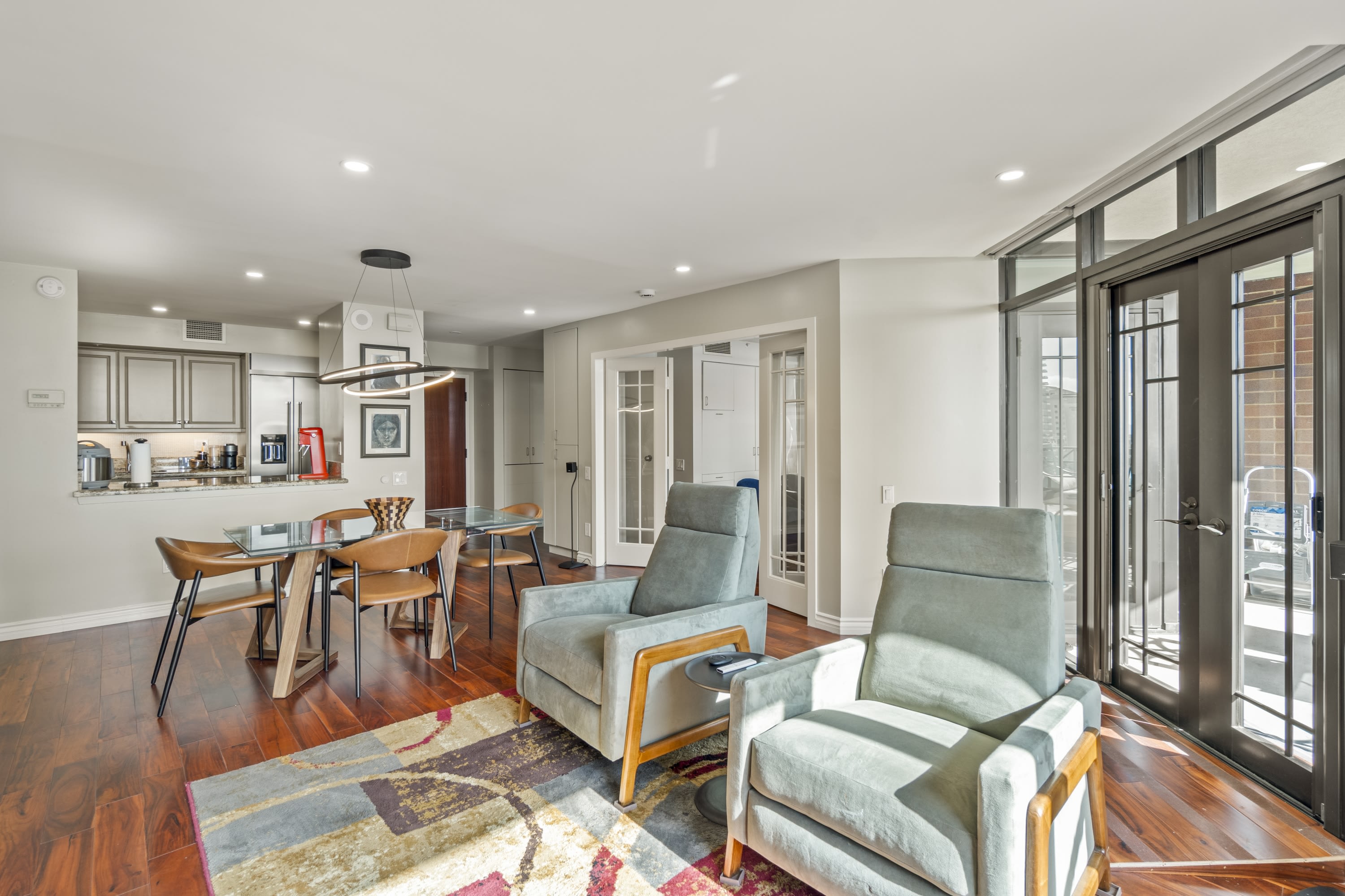 500 West Harbor Drive – photo 3