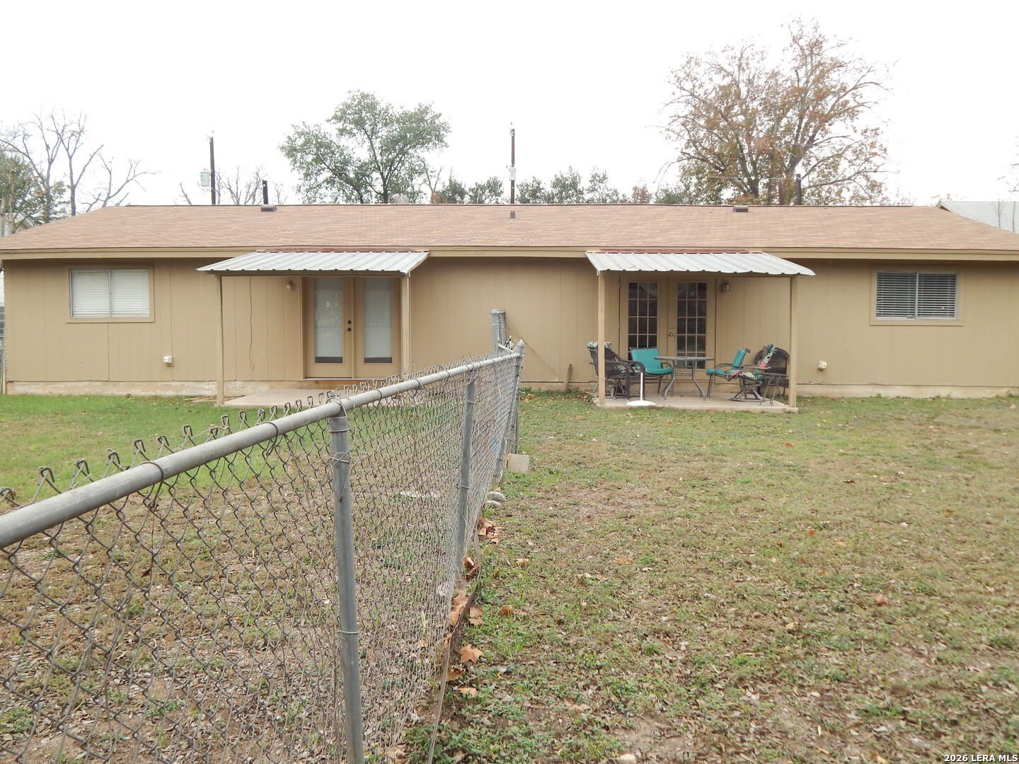 921 Eikel St – photo 4
