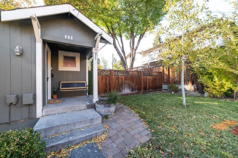 Amazing location! Landscaping included! Located between Downtown and The Box Factory! – photo 2