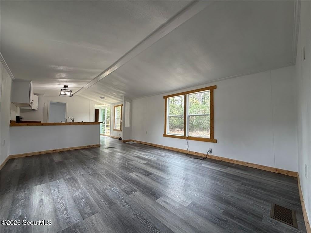 1222 White Drive N E – photo 5