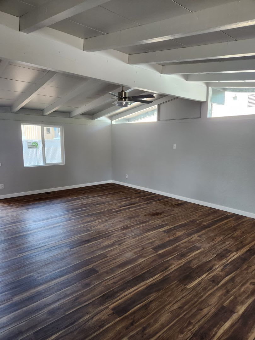 Newly Renovated 3 Bedroom House With A Carport – photo 2