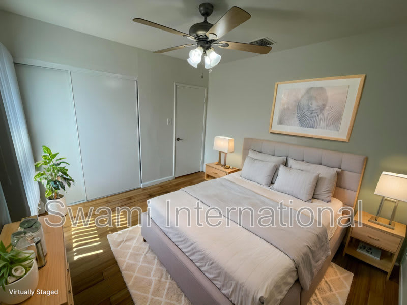 833 W 97Th St Unit 4 – photo 2
