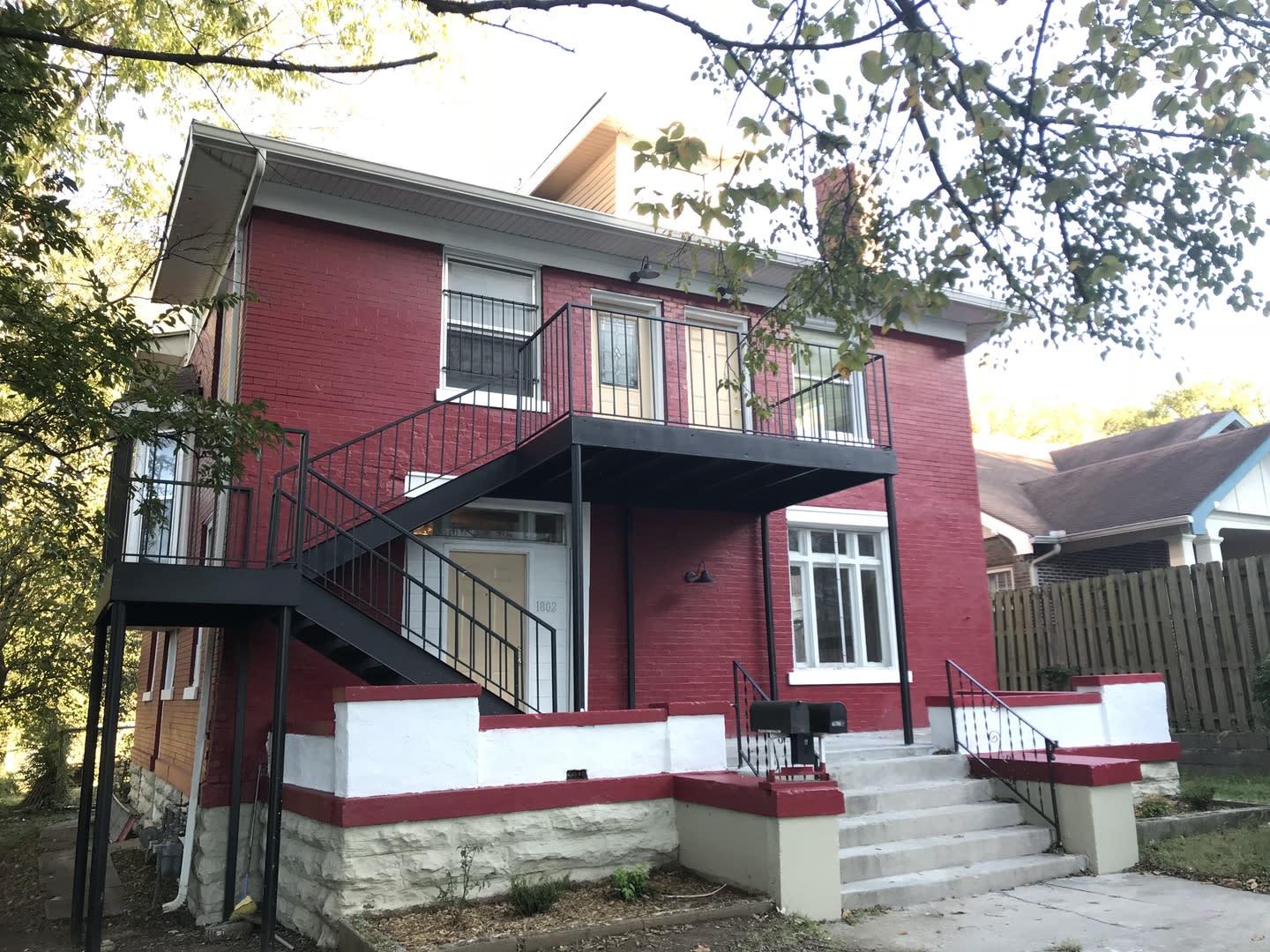 3 Bedroom 2 Bath in Triplex – photo 3