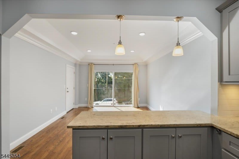267 S 10Th St – photo 4