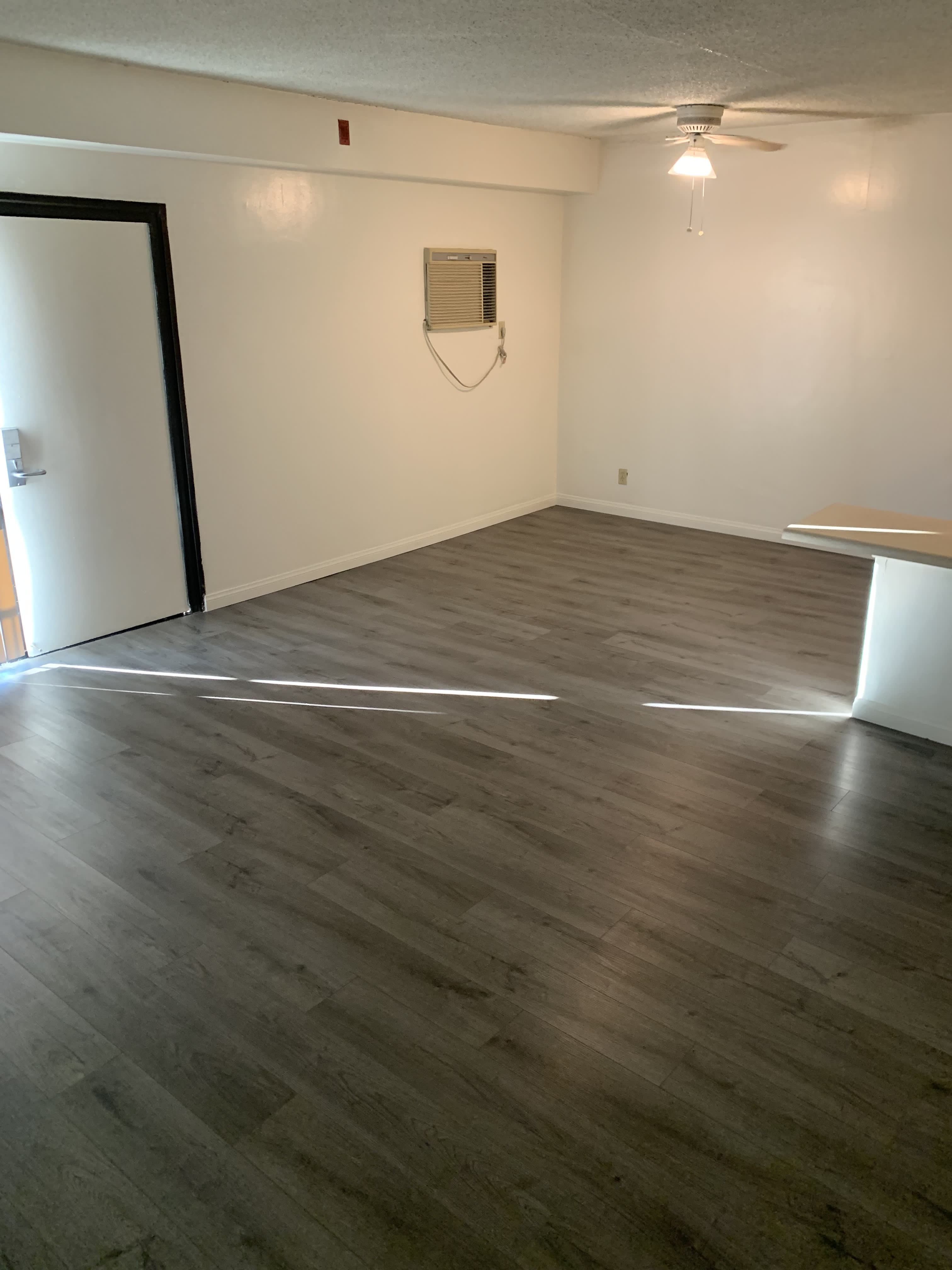 1000 East Alosta Avenue – photo 5