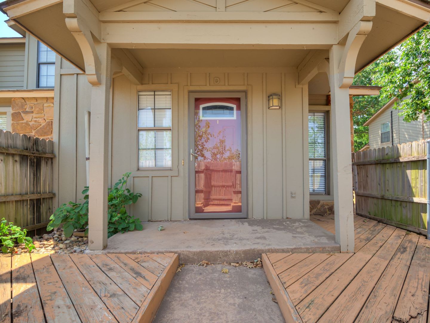 Apartment for rent + 3 bedrooms + Edmond Schools – photo 1