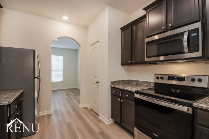 10458 Sweetwater Creek Drive – photo 3