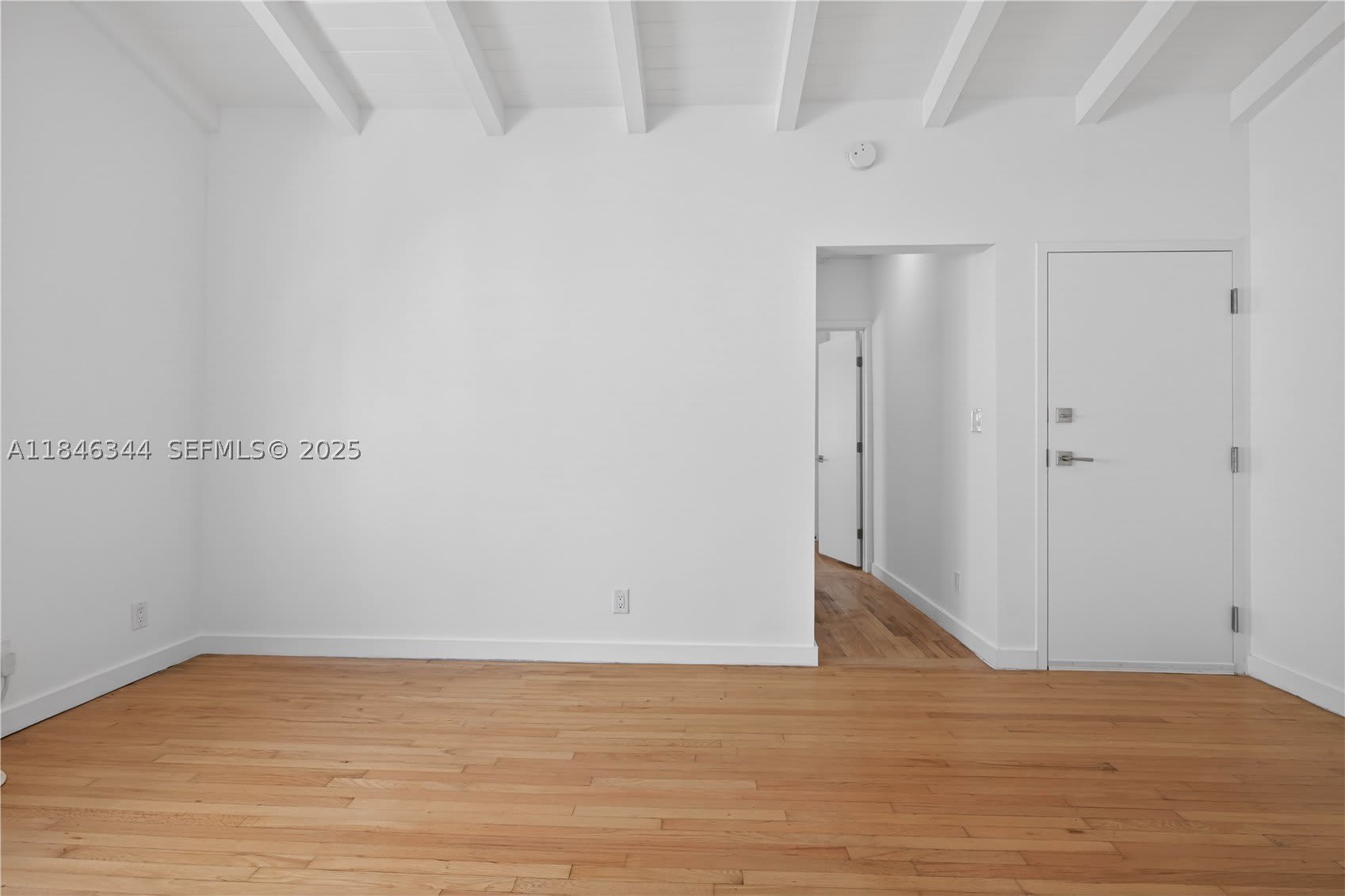 1552 Euclid Ave – photo 5