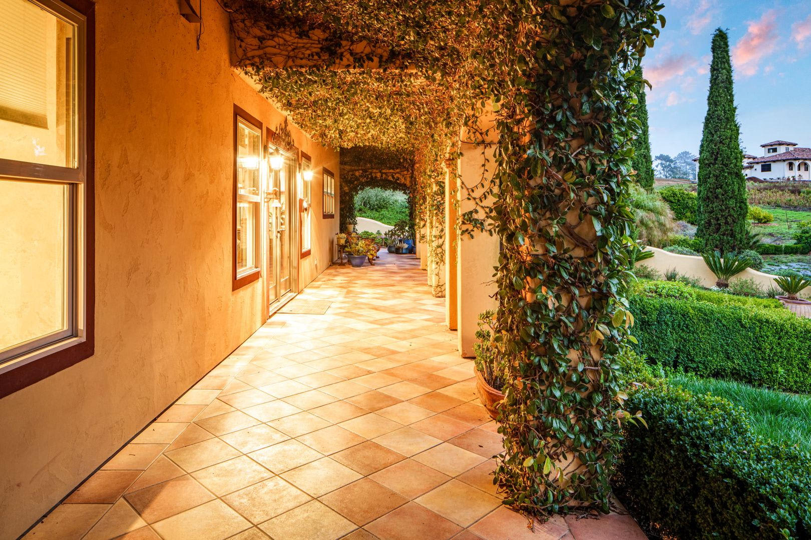 Welcome Home to 17580 Taylor Lane. Your Private Coastal Countryside Oasis is Calling You! – photo 4