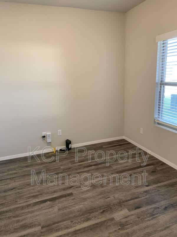 1127 South Kingfisher Lane – photo 4