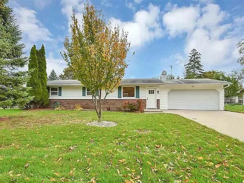 2217 Barberry Lane – photo 1