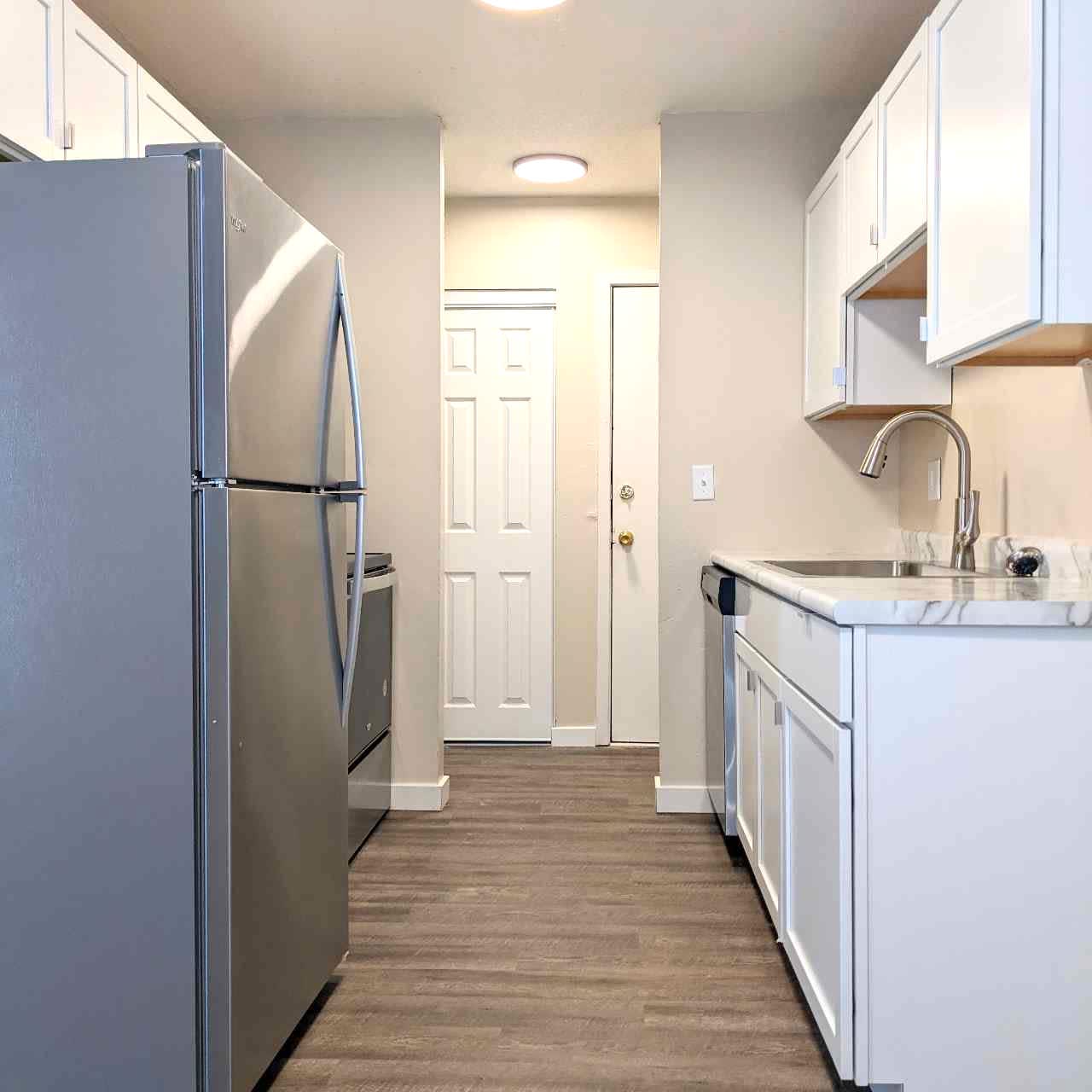 8050 Northeast Central Avenue – photo 2