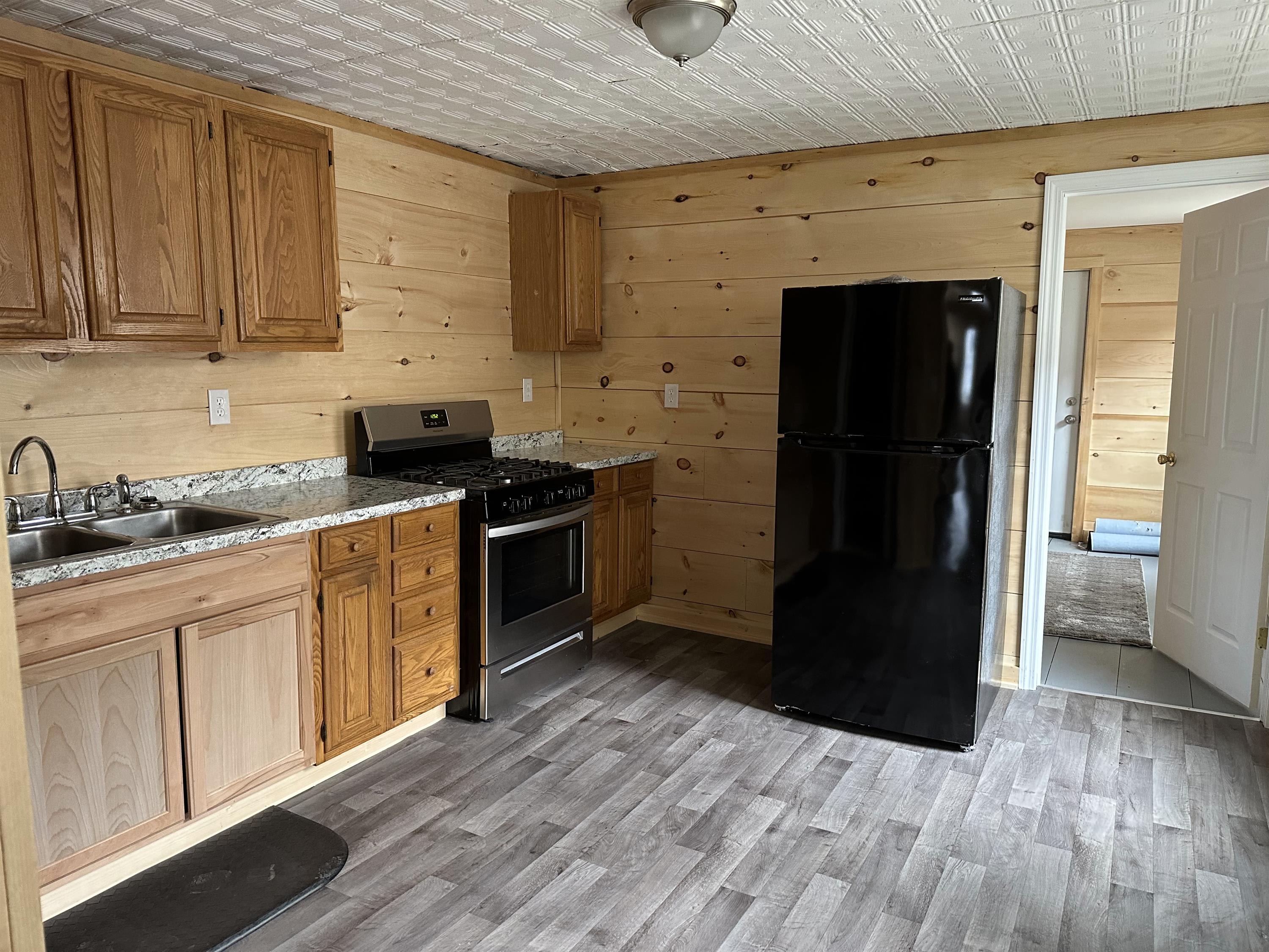 12 Shaw Street – photo 1