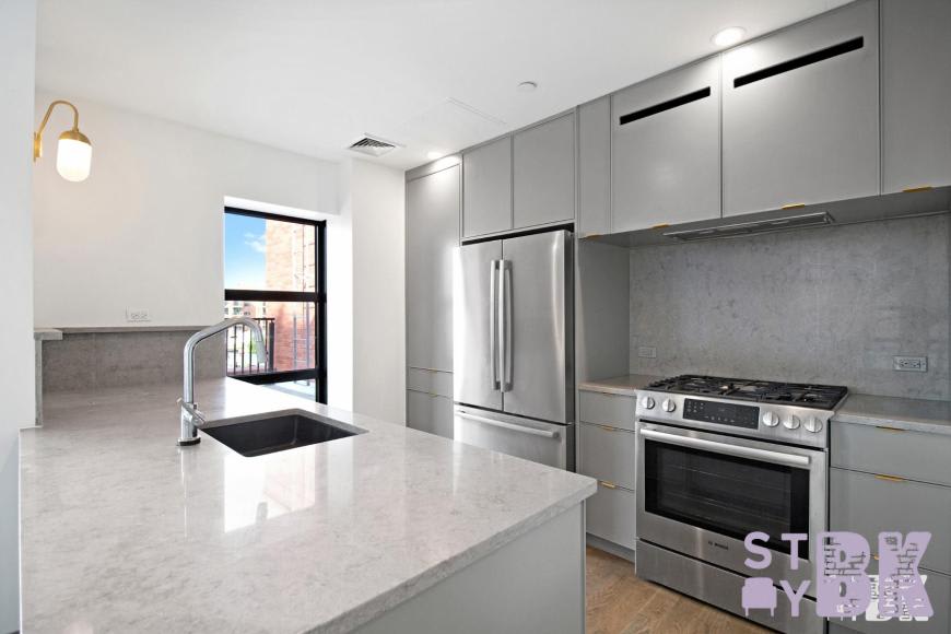 194 21st Street – photo 3