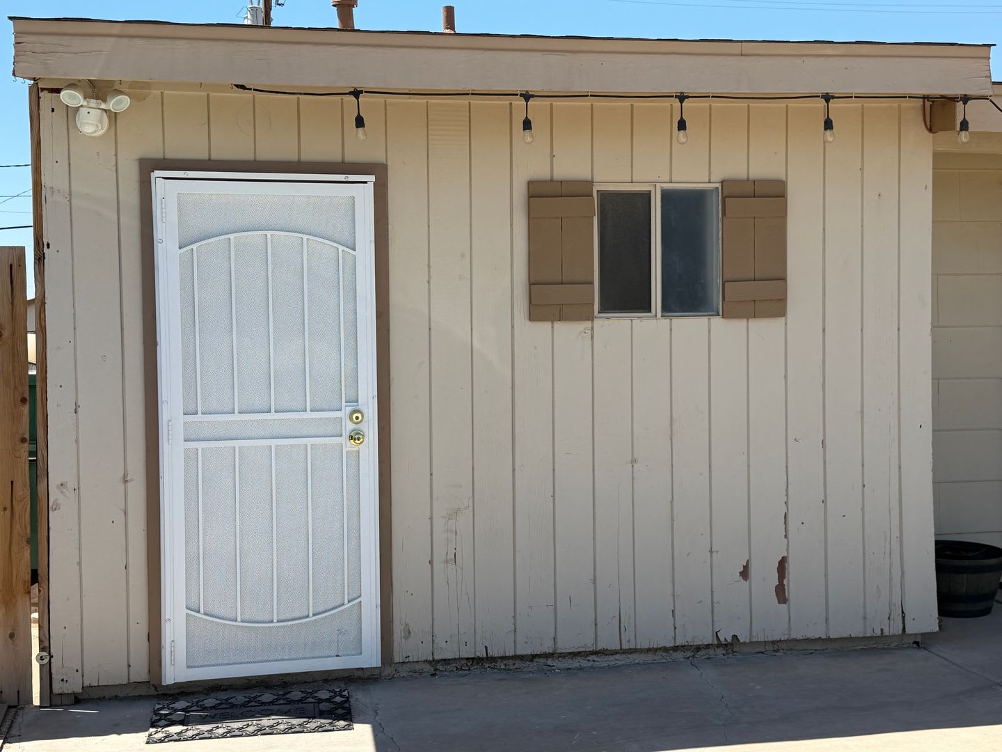 for rent studio in El Centro Ca – photo 3