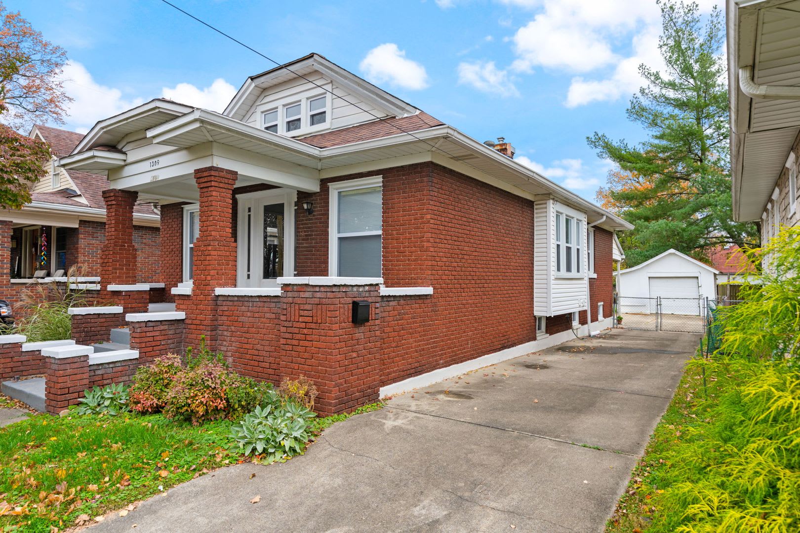 3 Bedroom House Off Eastern Parkway – photo 3