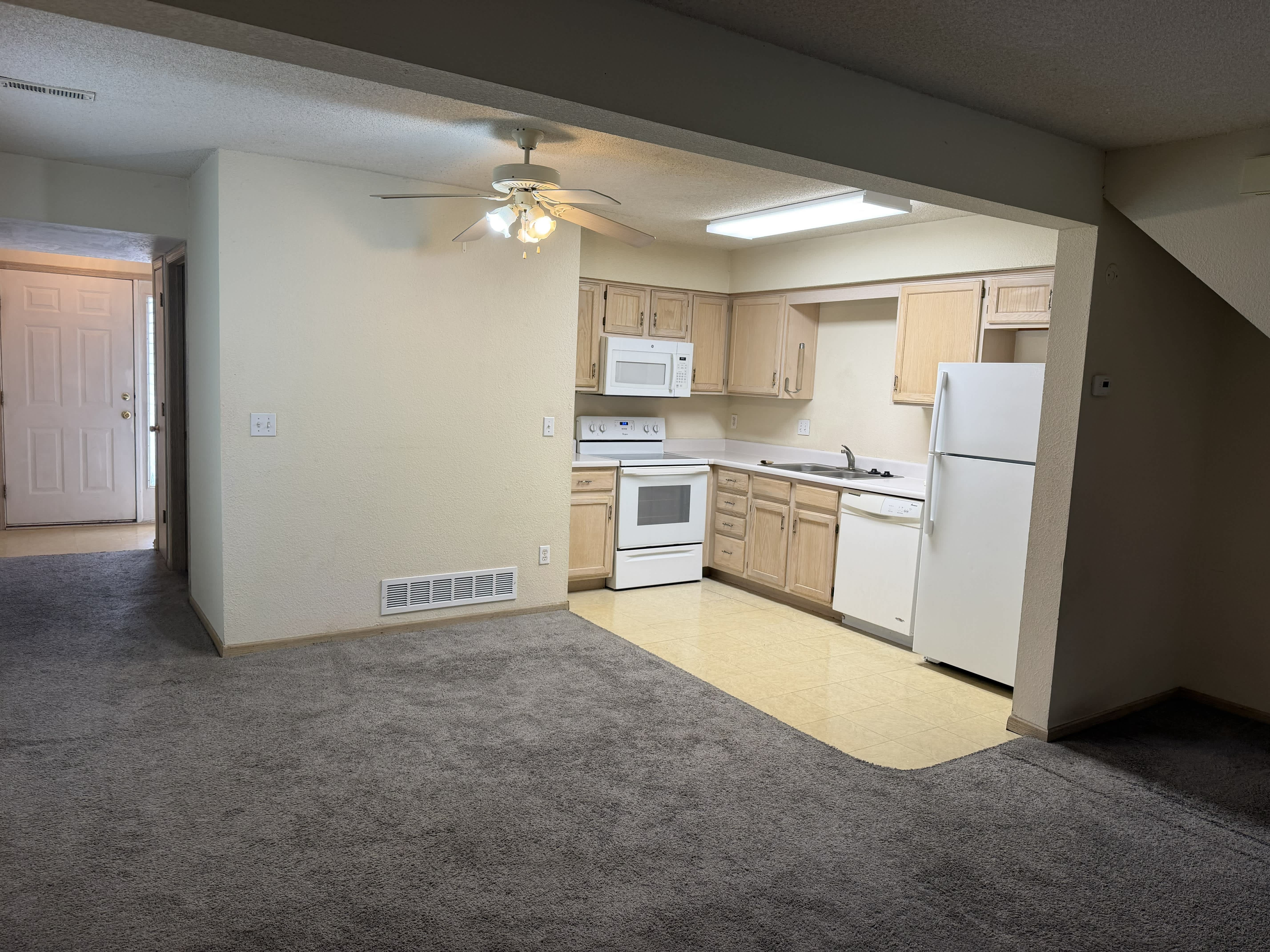 935 Mulberry Street – photo 2