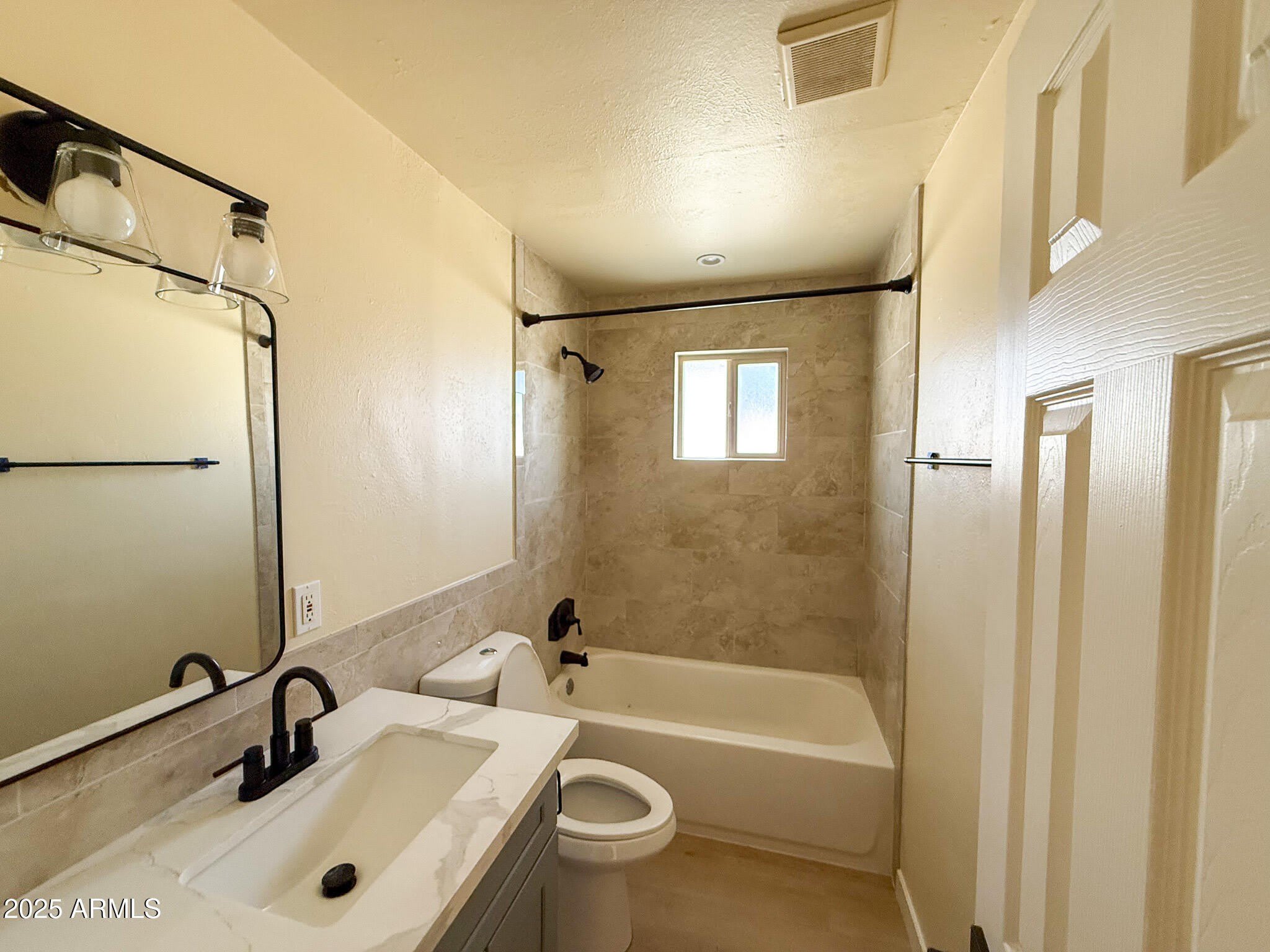 1312 W 5th Street – photo 4